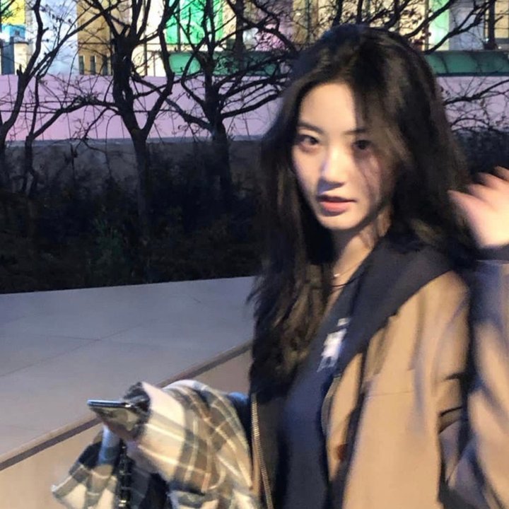 所以......和黑粉结婚了